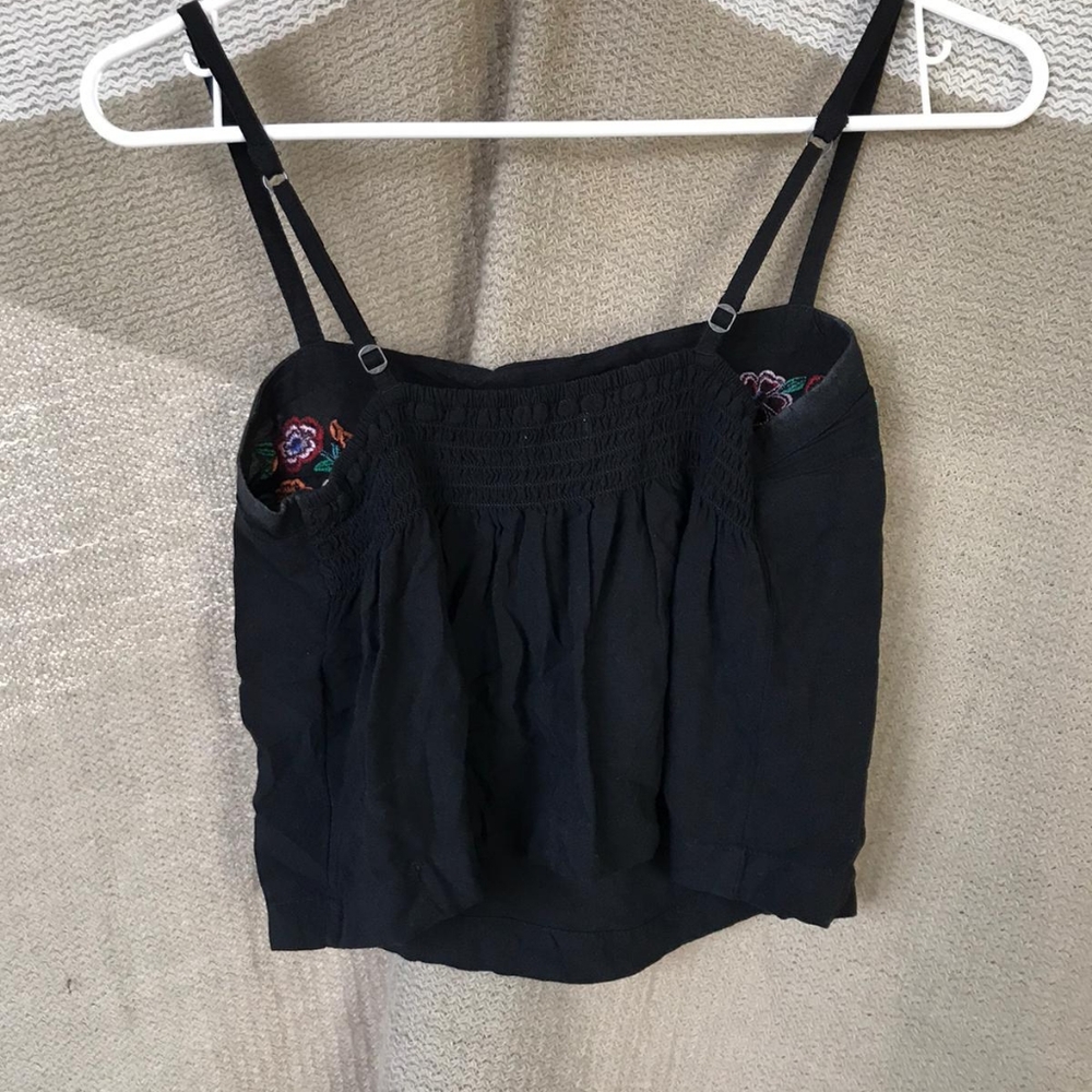 Embroidered Top - Picture 2 of 3